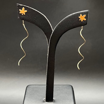 گوشواره کرلی