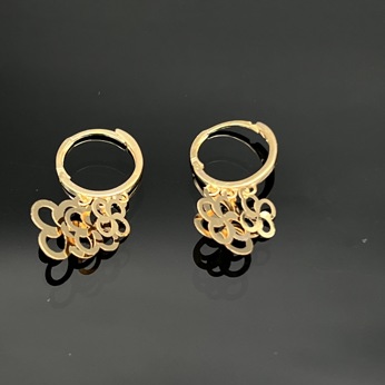 گوشواره حلقه ای آویزدار